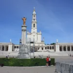 Estátua_do_Sagrado_Coração_de_Jesus_-_Santuário_de_Fátima_-_01
